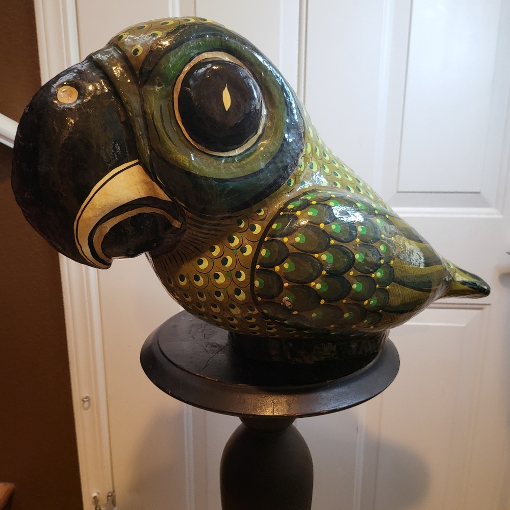 Extra Large Vintage Paper Mache Hand Painted Parrot 22" - Picture 1 of 14
